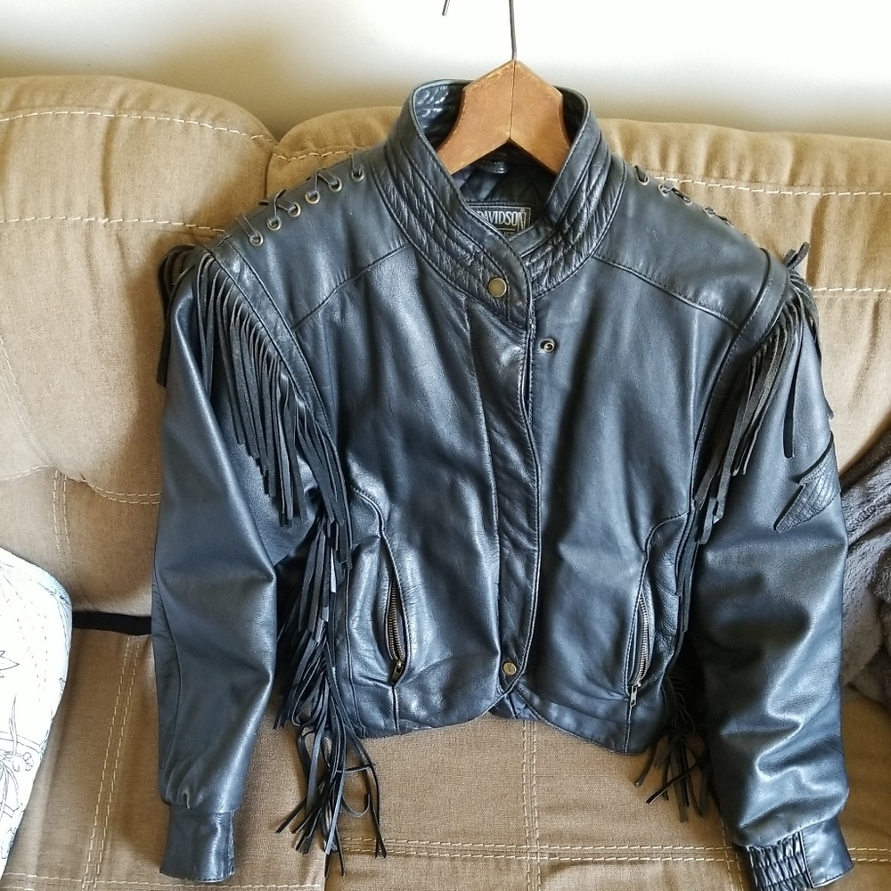 VINTAGE Size 32 Harley Davidson Leather Jacket with fringe